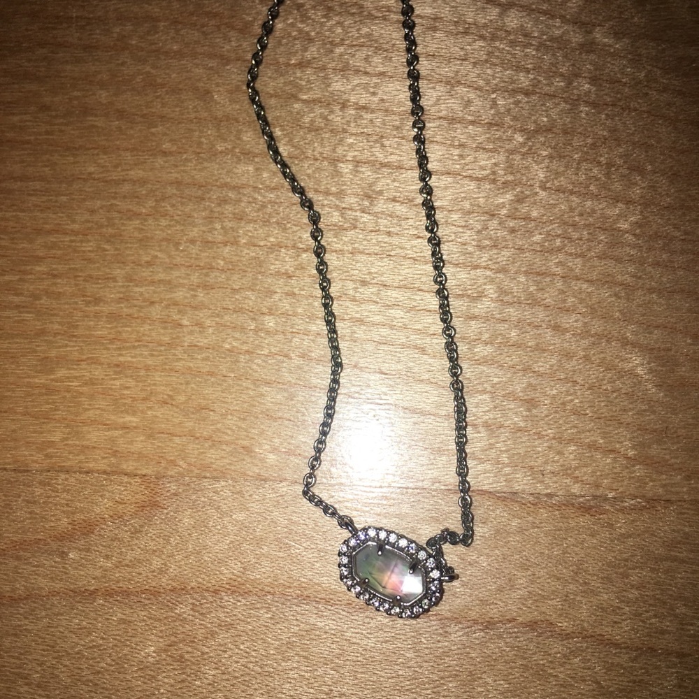 kendra scott chelsea mini necklace